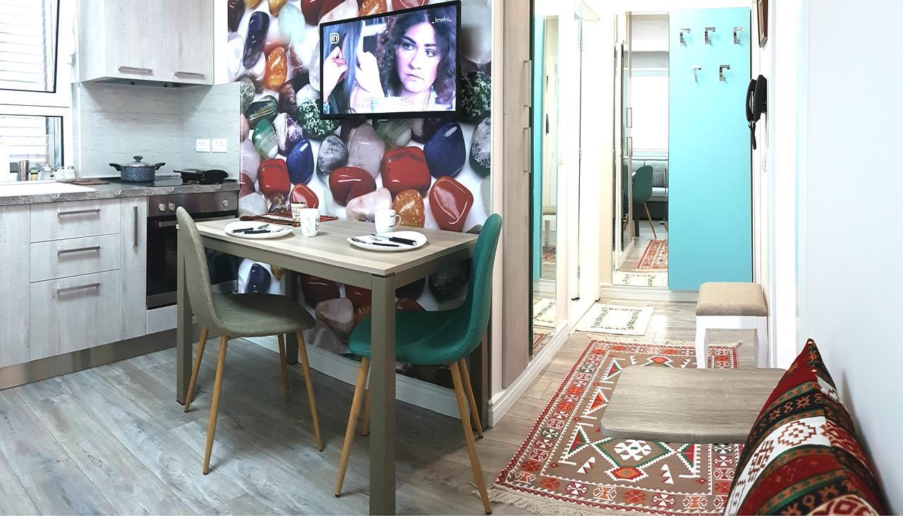 Absolute Blloku Apartment Tirana Kültér fotó