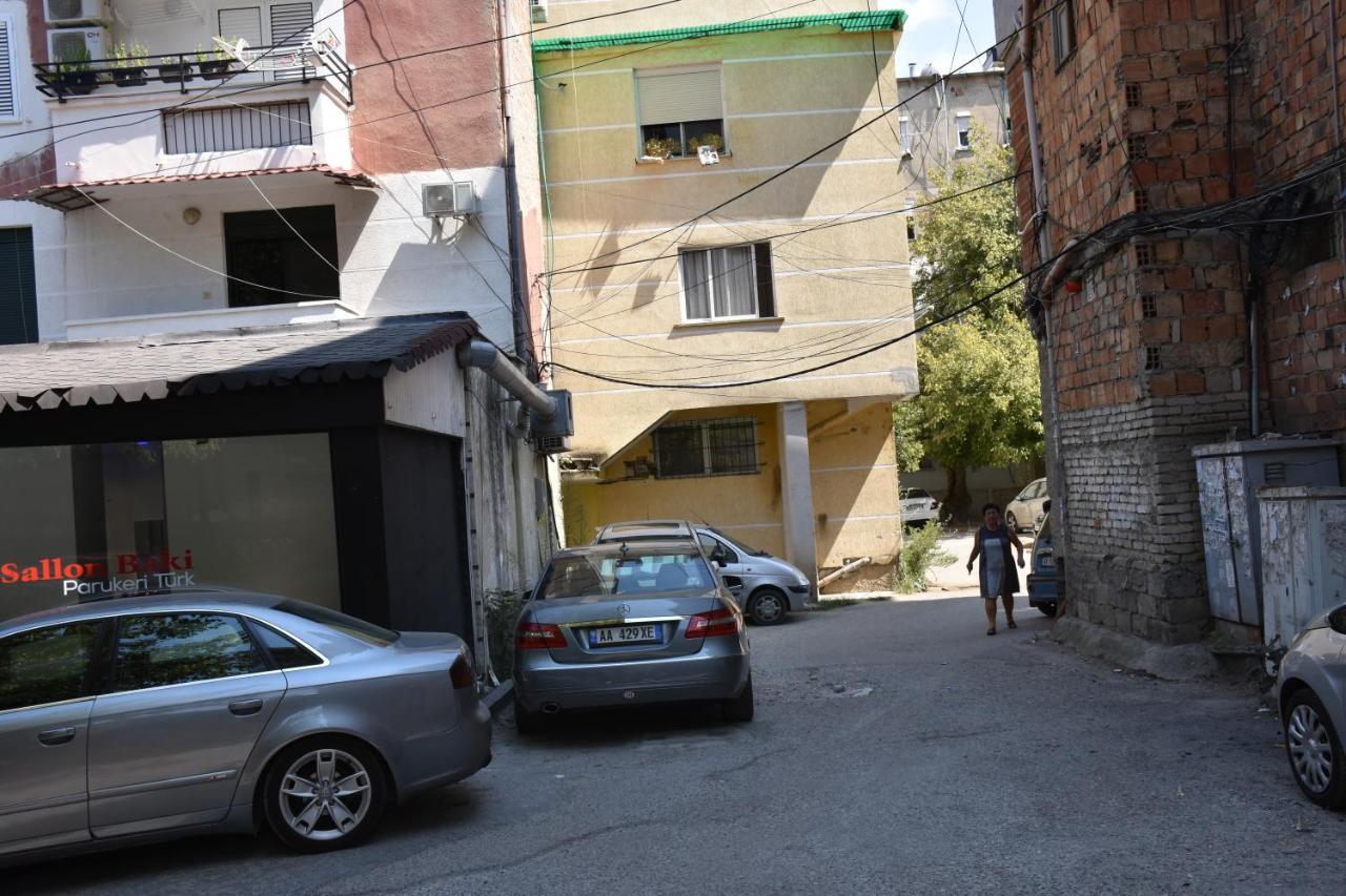 Absolute Blloku Apartment Tirana Kültér fotó