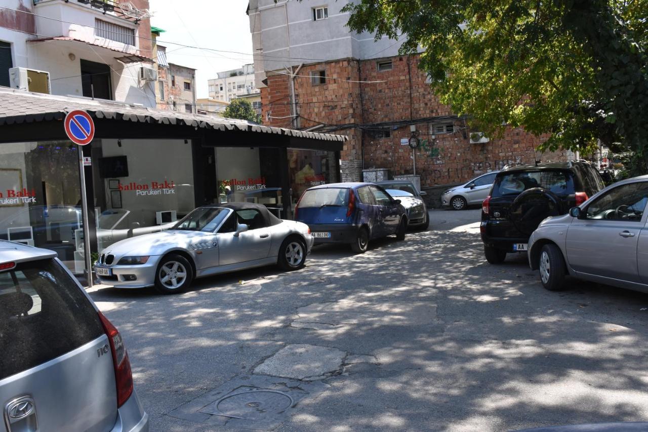 Absolute Blloku Apartment Tirana Kültér fotó